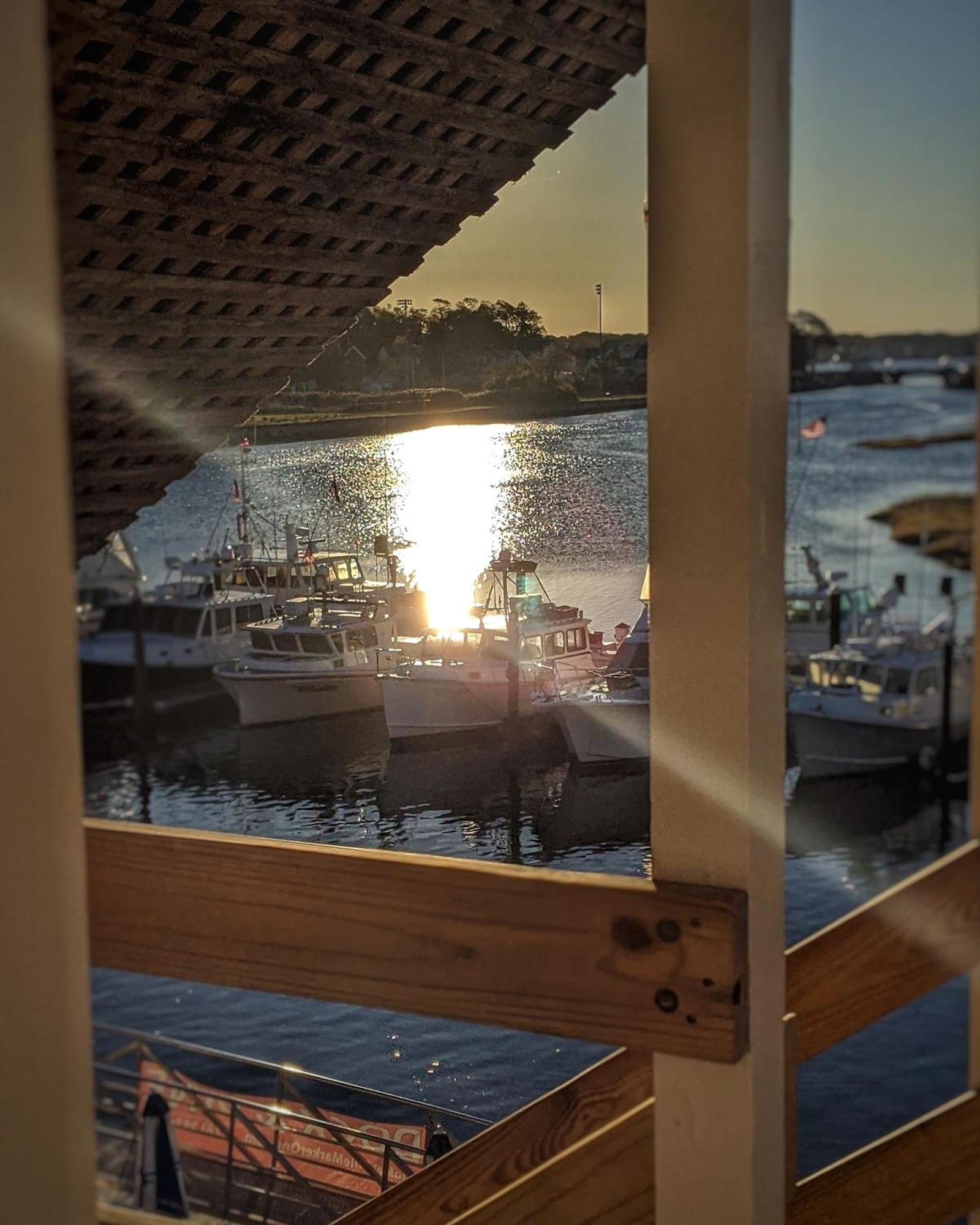 The Hotel At Cape Ann Marina Gloucester Extérieur photo