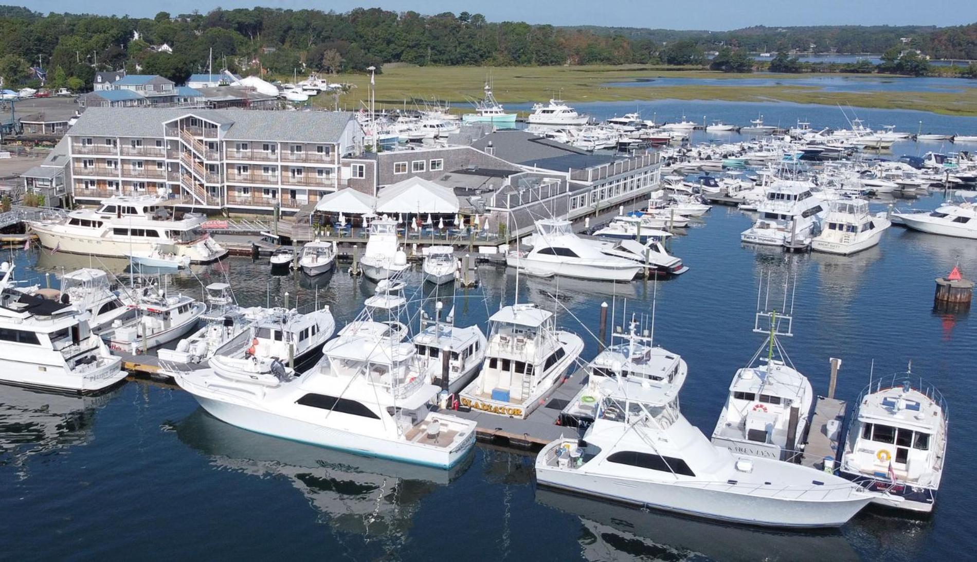 The Hotel At Cape Ann Marina Gloucester Extérieur photo