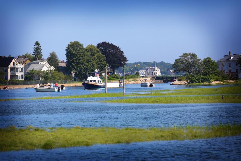 The Hotel At Cape Ann Marina Gloucester Extérieur photo
